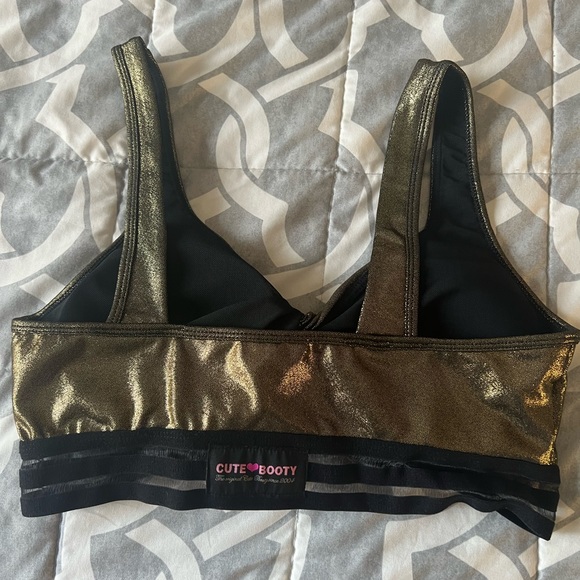 Cute Booty Lounge Sports Bra - Picture 2 of 5